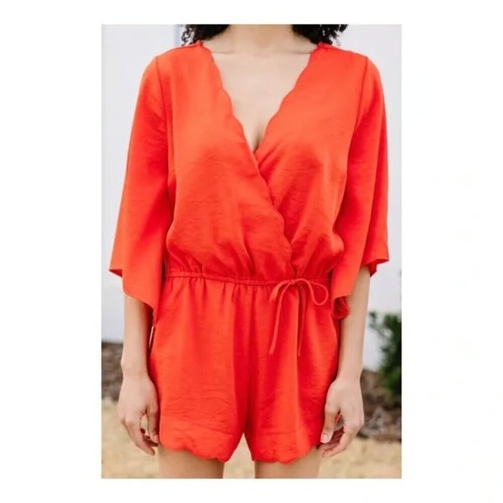 Umgee Coral Scarlet Scalloped V-Neck Side Tie Flare Relaxed Fit Romper S